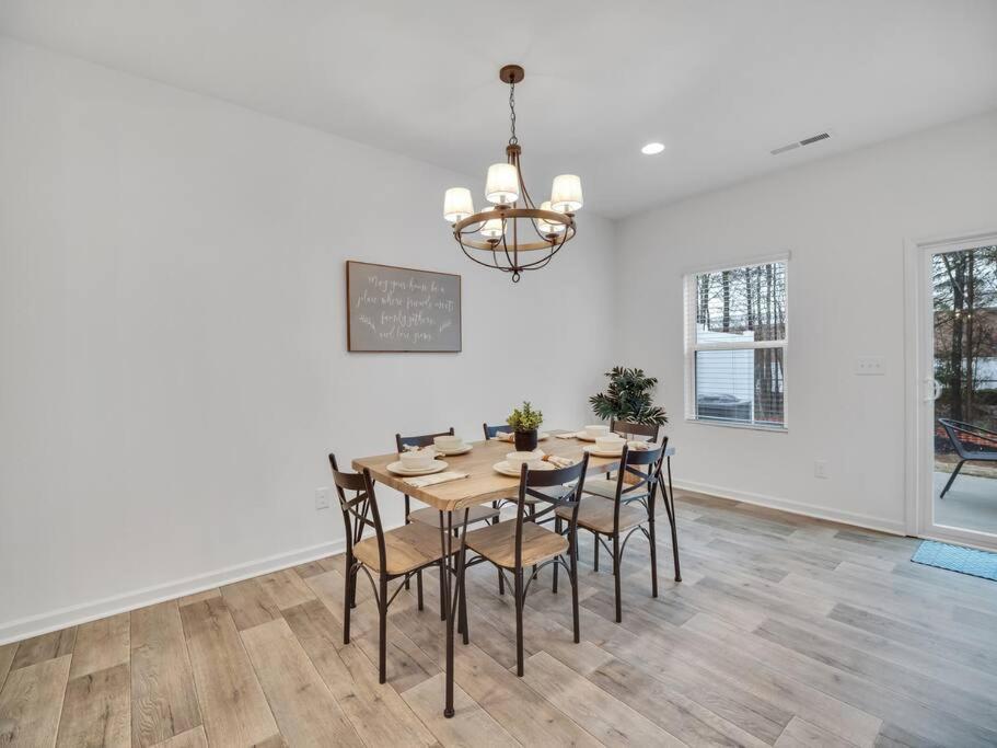 Gorgeous New Townhome/Charlotte! Exterior foto