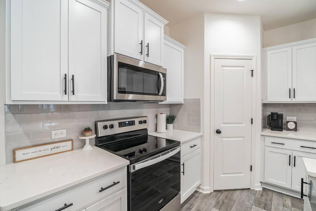 Gorgeous New Townhome/Charlotte! Exterior foto